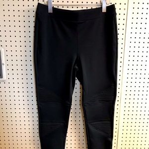 Black Moto legging!